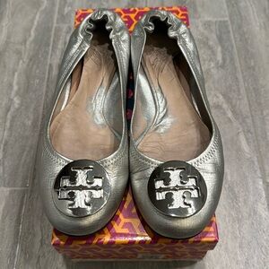 Tory Burch Silver Reva Ballet Flats Size 8